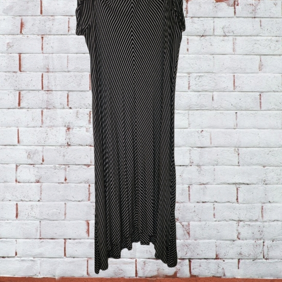 Lane Bryant Cold-Shoulder Maxi Dress - Picture 3 of 4